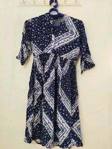 Brand New Blue Floral Dress 👗