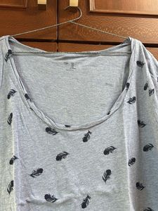 Gap Feather Print Tee