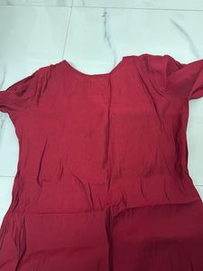 s size Elegant Maroon Embroidered Kurta