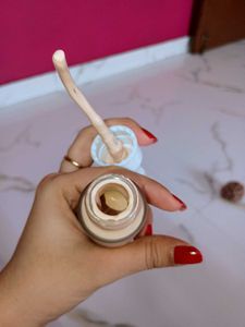 Mamaearth Glow Serum Foundation With Vit C