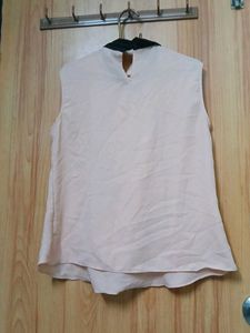 Sleeveless Crop Shirt With Ruffle Design