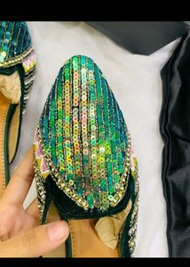 Embellished Women Flats🤍🌹