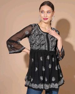 Black Embroidered Chikankari Kurti