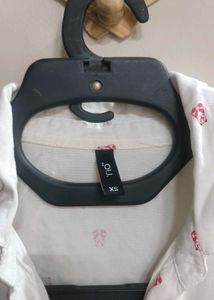 Cute White Patterned Shirt