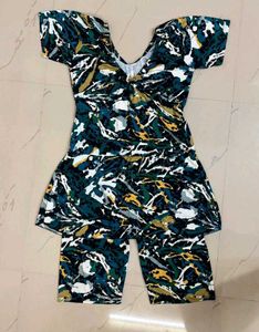 Abstract Print Swimsuit with Shorts