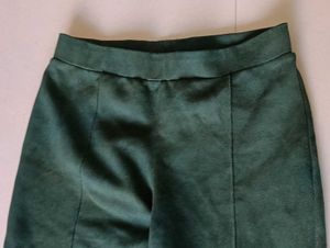 💚 Green Pants 💚