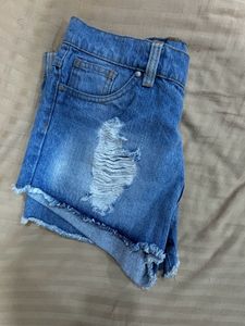 Shorts Ripped Size 30