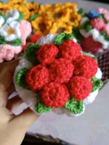 Crochet Rose Bouquet 💐(250 Each)