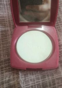 Lakme Compact