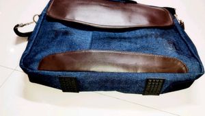 Laptop Messenger Bag
