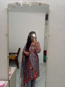 Beautiful Printed Pakistani Suit