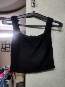 BLACK AND WHITE TANK TOP COMBO