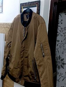 H&amp;M Bomber Zipper Jkt