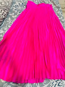 Beautiful Hot Pink Skirt🩷