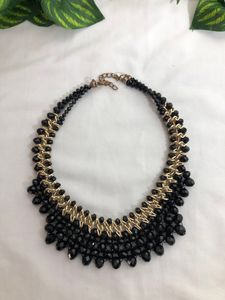 Black Beads Neck Piece (Women’s)