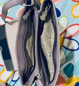Stylish Lavender Sling Bag with 4 Compartments