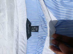 Striped Off-Shoulder Fitted Shirt 💙