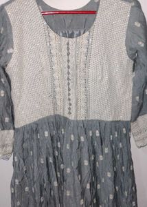 Elegant Grey Embroidered Kurta