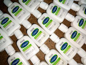 Cetaphil Moisturizing Lotion