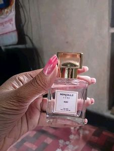 Perfume COD Available C*L Me On No.