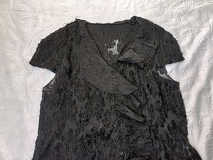 Y2K Textured Ruffle Shirt 🖤
