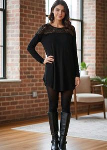 ✨ OLD NAVY Lace-Yoke Long Sleeve Top ✨