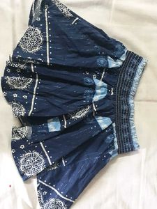 Girls Cute Skirt With Attatched Shorts And Elastic
