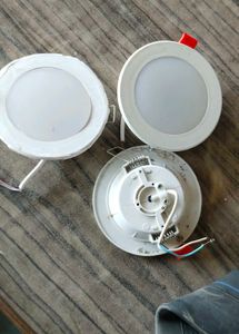 3 Ceiling Light With Good Condition Not Working
