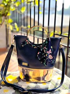 Chic Tote Bag