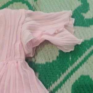 Cute Pink Ruffle Top &amp; Floral Pants Set