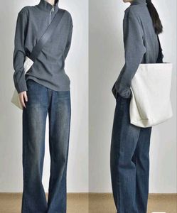 Y2k blue slim fit jeans
