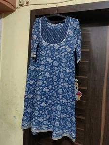Blue Floral Print Kurti With Pant Combo
