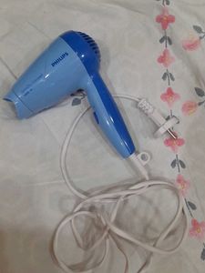 Philips Salon Dry Compact Hairdryer