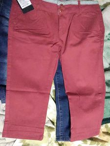 Red Capri Mid Waist