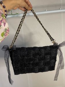 Chic Black Woven Clutch Bag with Chain Strap