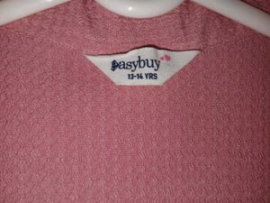 Textured pink cropped top