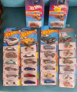 Hot Wheels Screen Time Collection