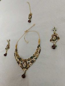 Elegant Jewelry Set