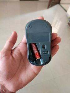 Mouse Logitech M221 Silent