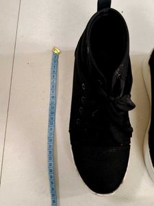 Black Canvas Sneakers with Heel - Size 7 (Women's)
