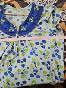 Floral Print Nighty (44 to 50 Inches)