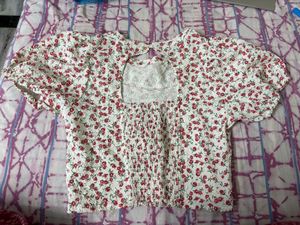 Floral Puff Sleeve Top