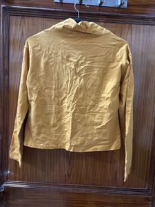 Crop top for women