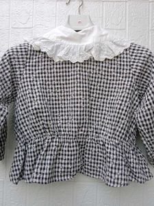New With Tag gingham Blouse Peter Pan Top