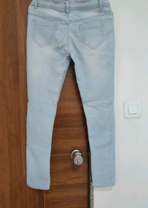 Low Waist Jeans Size 28