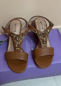 KASHISH Heels
