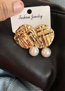 Golden Pearl Earrings
