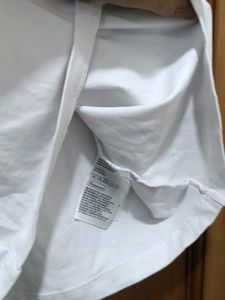 H&amp;M V-Neck T-Shirt