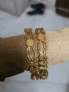 Elegant Gold kangan polish kabhi nahin jayegi gol