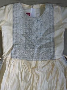 Salwar Kameez For Girls